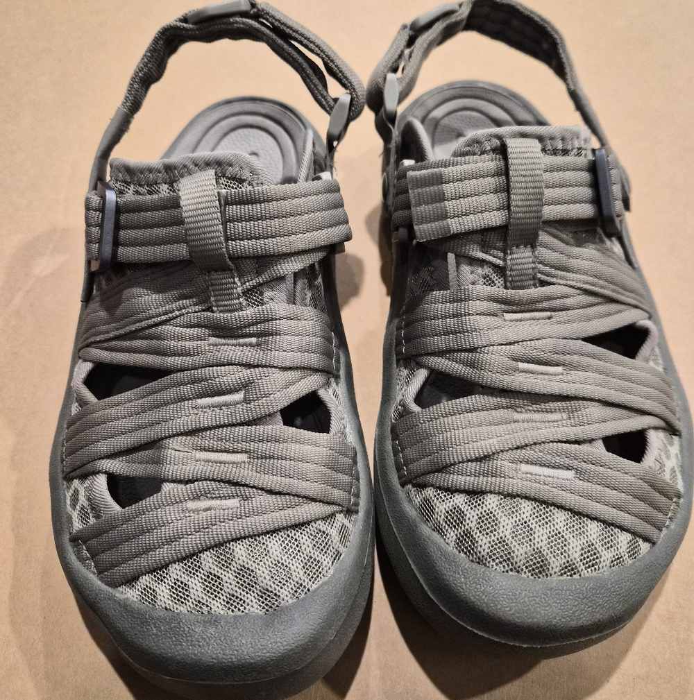 Obōz Women's Gray Strappy Comfort Sandals with Adjustable Ankle Strap